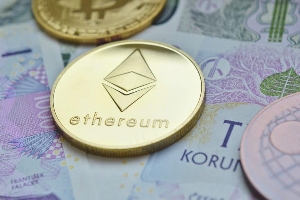 Фондовые биржи Вены и Сингапура используют Биткоин и Ethereum