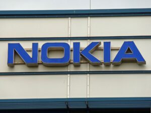 Приложение Square Cash перестает покупать акции AMC и Nokia